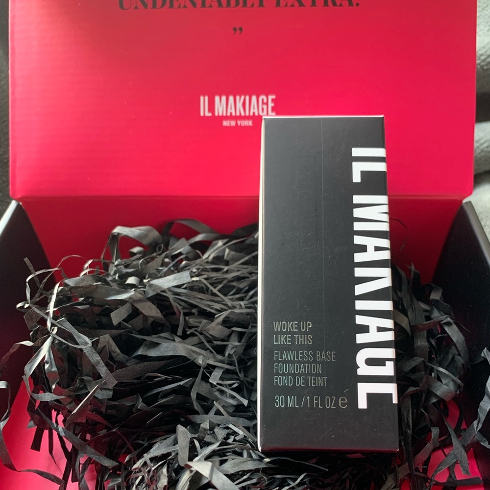 IL MAKIAGE woke up like this 095 foundation.
